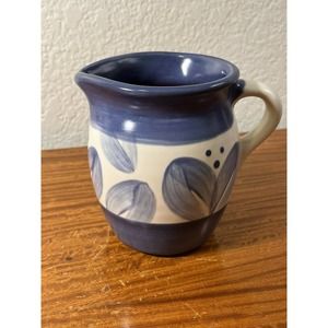 Pfaltzgraff Villa Flora 5" Floral Stoneware Creamer Blue & White